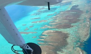 打脸了！菲律宾称发现中国在黄岩岛造岛证据:将研究是否拆除！