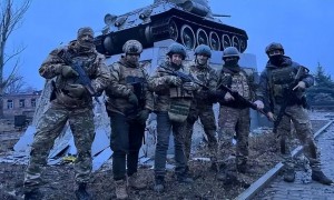 美军坦克距莫斯科800多公里，若欧洲敢主动挑事，普京放话：若真开战，不必谈直接干