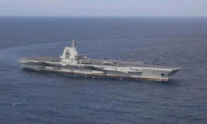 高市早苗发觉不对劲，中国双航母前出，有特殊任务？