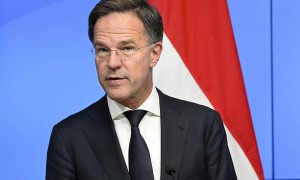 北约秘书长呼吁各成员国提高国防收入，就是管特朗普叫“爸爸”那位