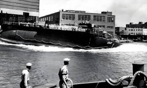 4000吨潜艇掉入2600米海底，129名官兵全遇难，22枚核弹下落不明