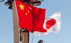 距台110公里，日本摆好导弹！中方动手无需授权，12条航线全面封杀