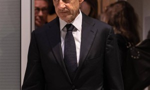 70岁法国前总统萨科齐21日入狱，将服刑5年