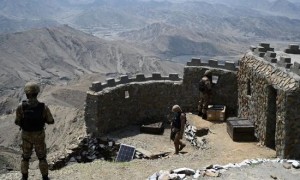 中国这两个邻国,大打出手了