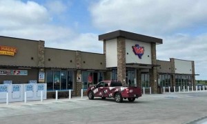 美国一群彩民买错彩票意外中29亿元