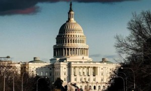 又没通过,美政府继续“停摆”