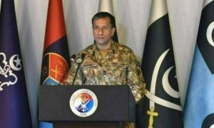 巴铁深夜越境打击!中国制先进导弹打穿车顶:阿富汗街头击杀巨匪