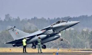 孟加拉国贷款10年,买20架歼10C,印度急了,中国亏了?