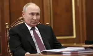 朱拉尼到了!莫斯科红毯迎接,阿萨德难逃一劫?叙利亚拿军事基地当筹码,中方收到重要消息