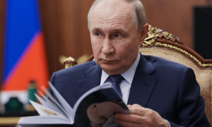 真把俄罗斯当哈马斯整了,西方列好和平条件,普京连个眼神也没给