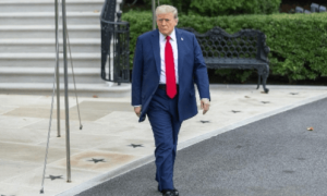 梅德韦杰夫刚到朝鲜,开口说的第一句话,让美韩感到极不寻常,朝鲜领导人迎接多位贵宾