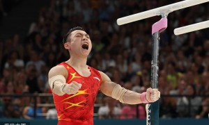 第21金!体操男子双杠邹敬园16.200夺金卫冕 张博恒第四